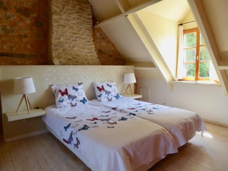 D'hotes A La Chandelle Bed & Breakfast Epiry